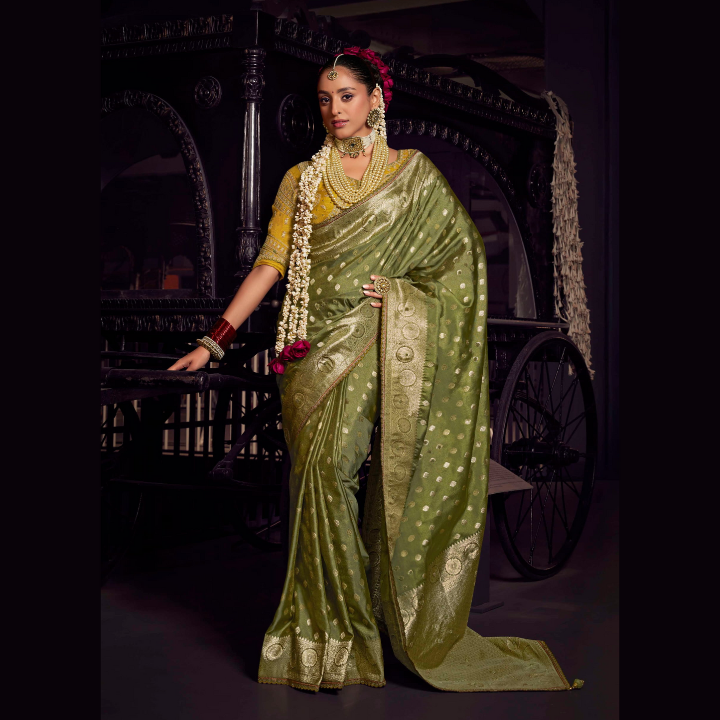 Aab-e-Nazakat Saree