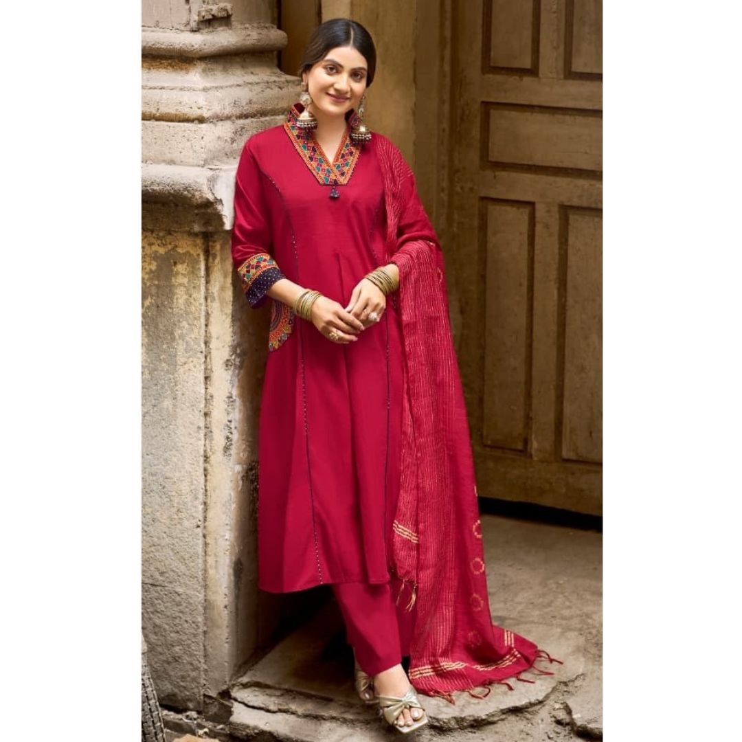 Classic Kurti Pant Dupatta Set