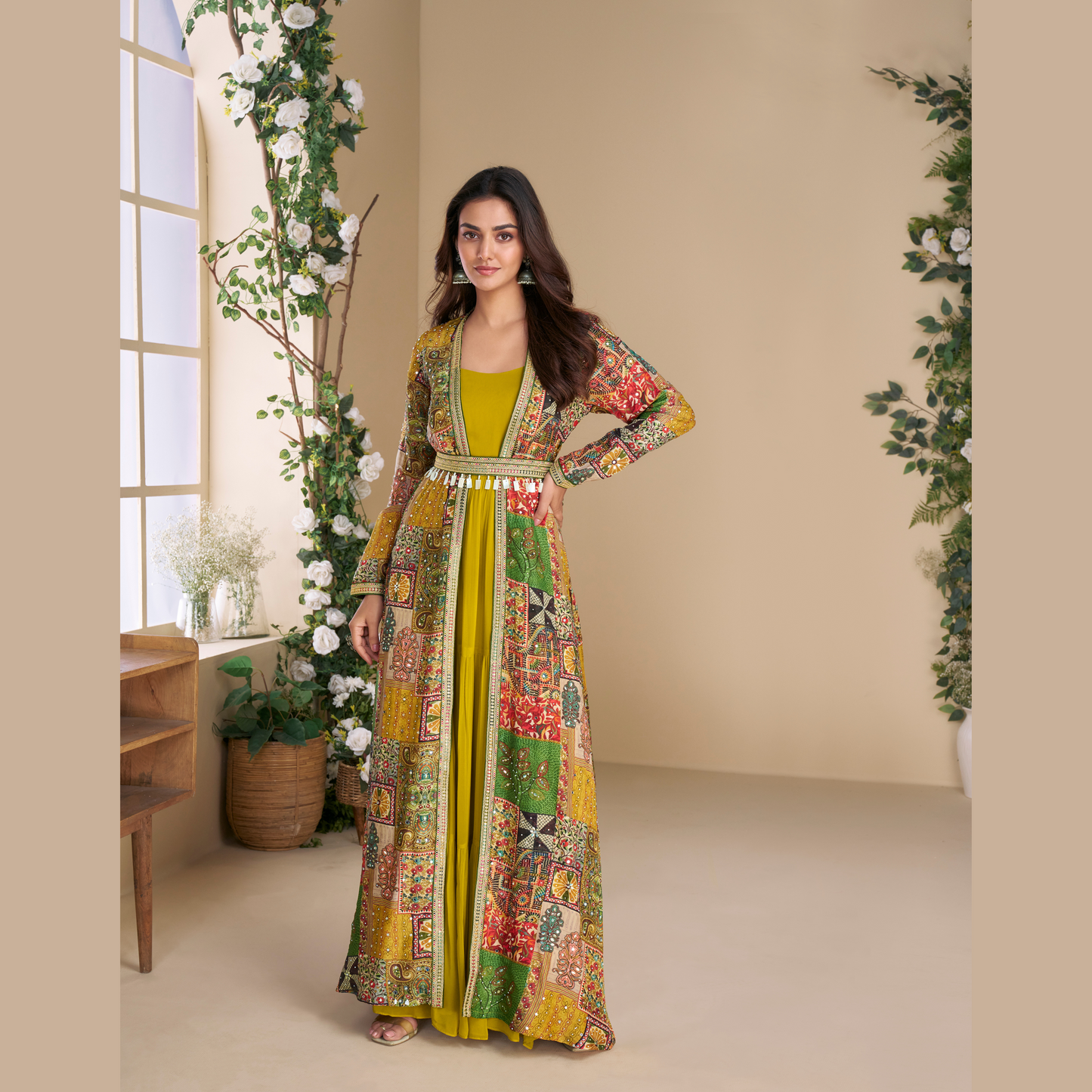 Mehfil Glow Shrug