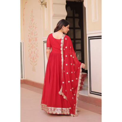 Aarzu Crimson – Heritage Glam Gown