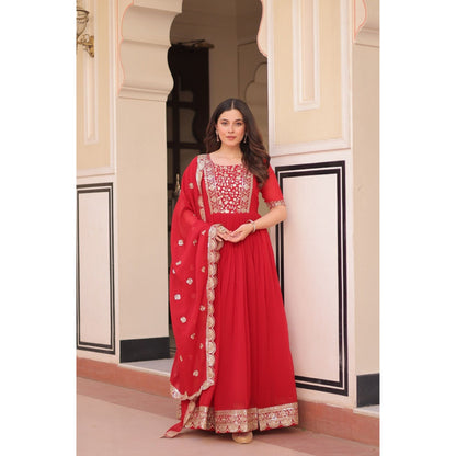 Aarzu Crimson – Heritage Glam Gown