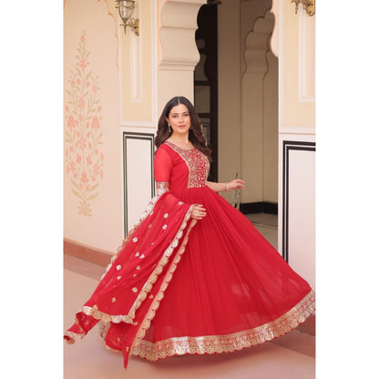 Aarzu Crimson – Heritage Glam Gown