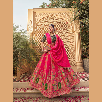 Gulnar Zariyah Bridal Ensemble Lehenga Set