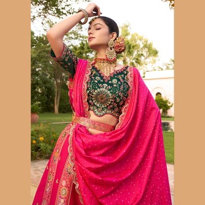 Gulnar Zariyah Bridal Ensemble Lehenga Set