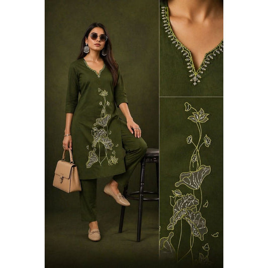 Saanvi Cotton Embroidered Set