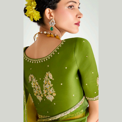Aabroo Saree
