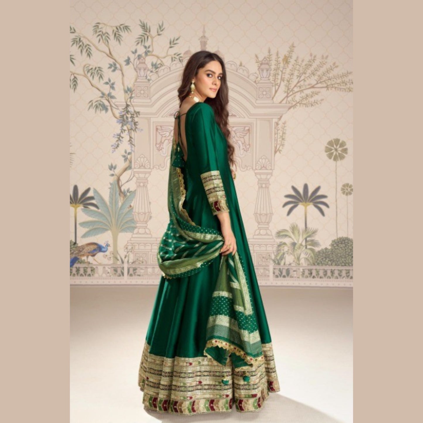 Suhana Zari Weaves Gown