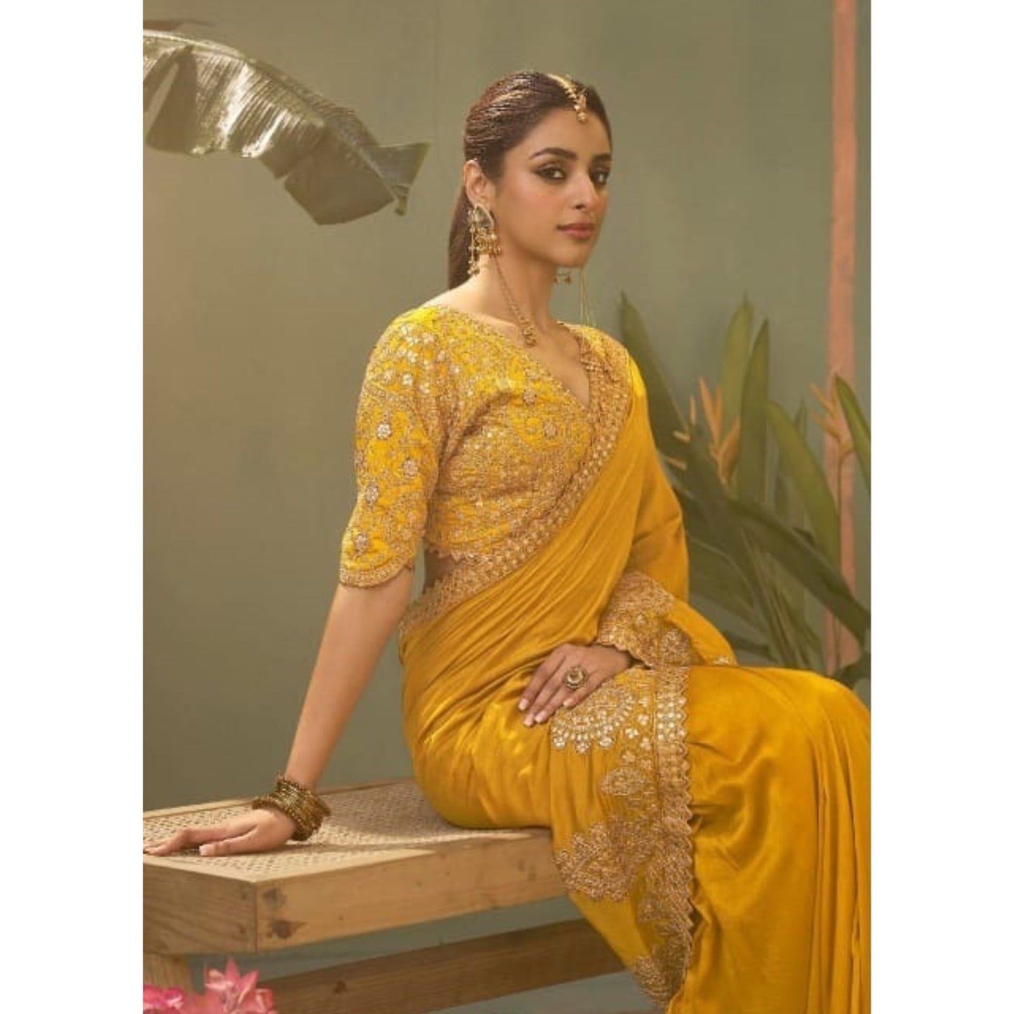 Saanvi Gold Regal Embroidered Saree
