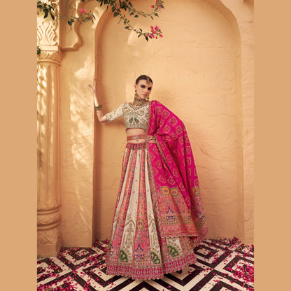 Noor-E-Shaadi Banarasi Couture Lehenga Set