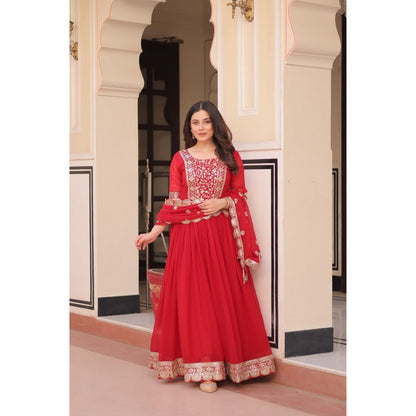 Aarzu Crimson – Heritage Glam Gown