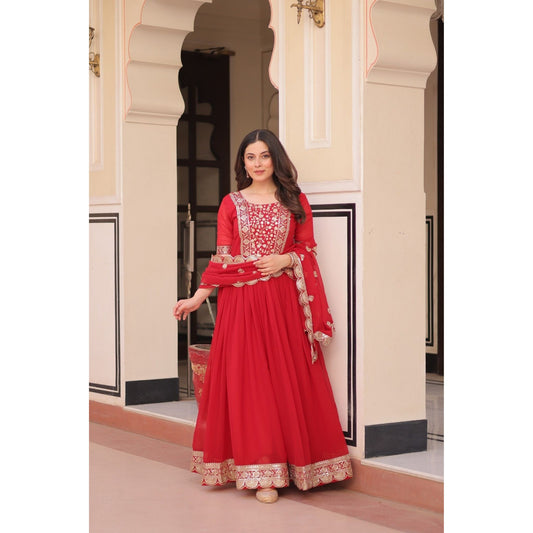 Aarzu Crimson – Heritage Glam Gown