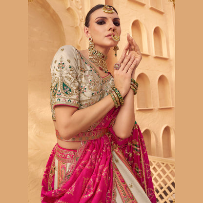 Noor-E-Shaadi Banarasi Couture Lehenga Set