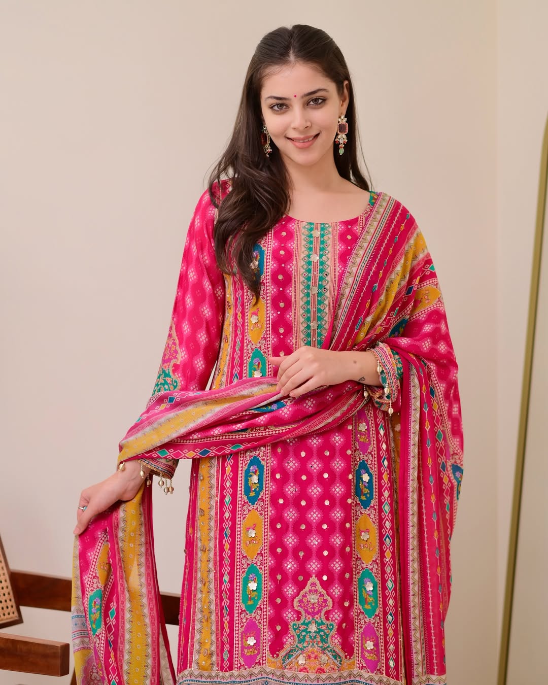 Elegant Fuchsia Ethnic Suit Set with Digital Print & Mirror Handwork – Maslin Cotton